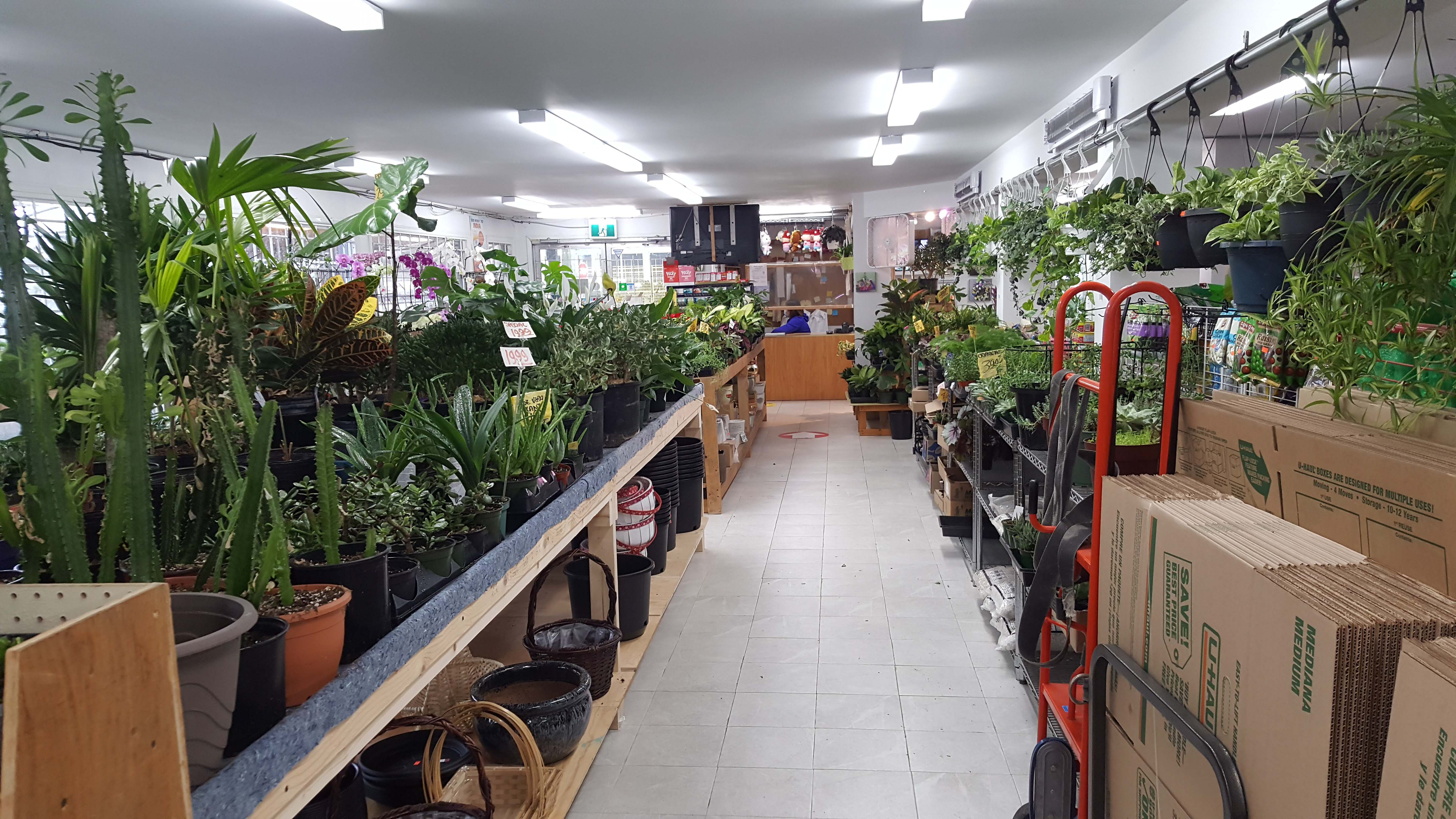 Flowers Fare & Fruit Market
